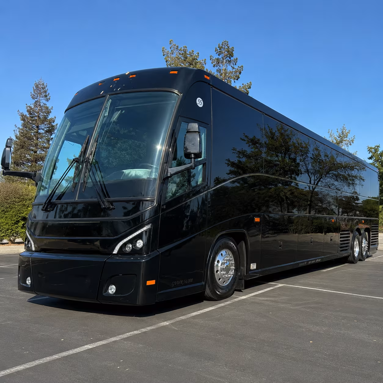multi day bus rentals to mackinac island and northern michigan